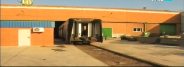 De La Gaceta, el coche 2 de Téllez en el taller de Renfe en Villaverde en enero de 2012