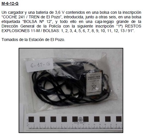 6-12G: Un cargador y una batería de 3,6 V contenidos en una bolsa con la inscripción “COCHE 241 / TREN de El Pozo