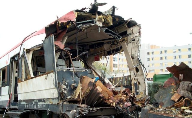 Medio coche 4 delantero. Imagen del 17 de marzo por la tarde
