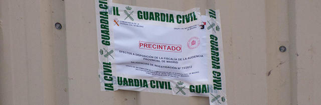 Precinto de la Guardia Civil colocado en el cobertizo