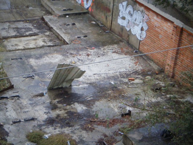 Los restos del cobertizo el 25 de octubre