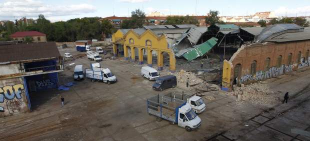 Publicada en “20 minutos”. Gran actividad de derribo de instalaciones y cargue de vehículos el 29 de octubre