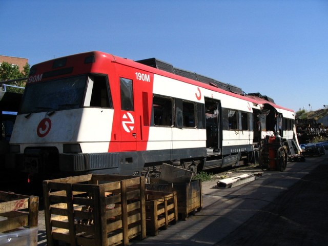 El coche 4 de Santa Eugenia en el taller de Tafesa el 21 de septiembre de 2004