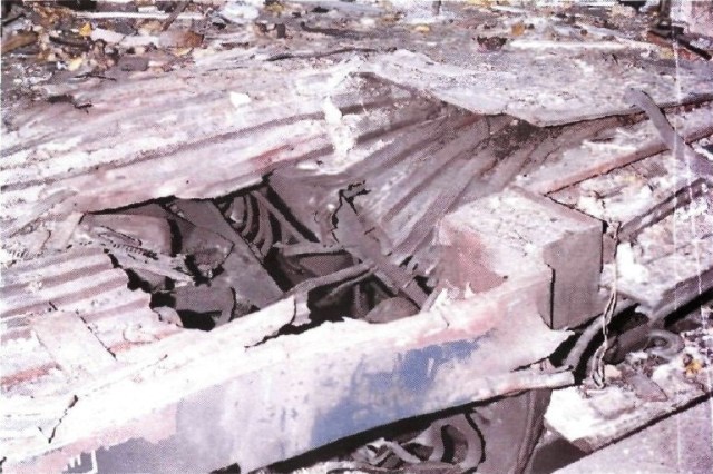 Cráter del coche 4 de Atocha